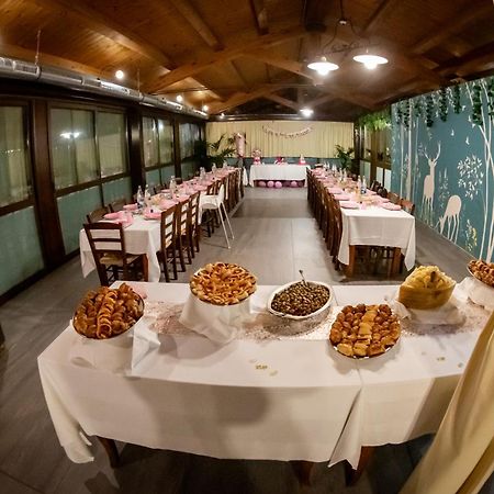 Agriturismo Parco Campofelice Lombardore Luaran gambar