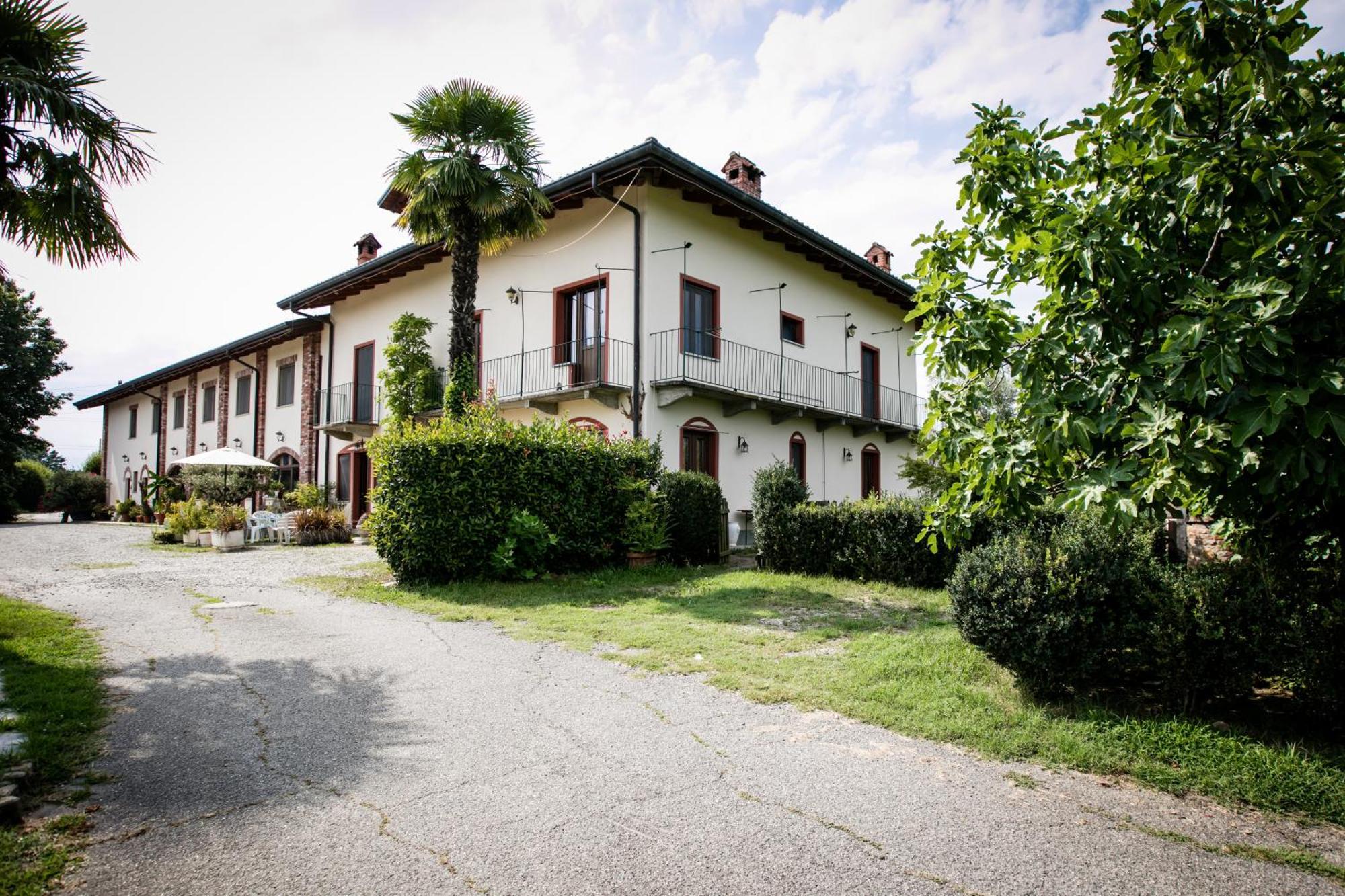 Agriturismo Parco Campofelice Bed & Breakfast Lombardore Luaran gambar