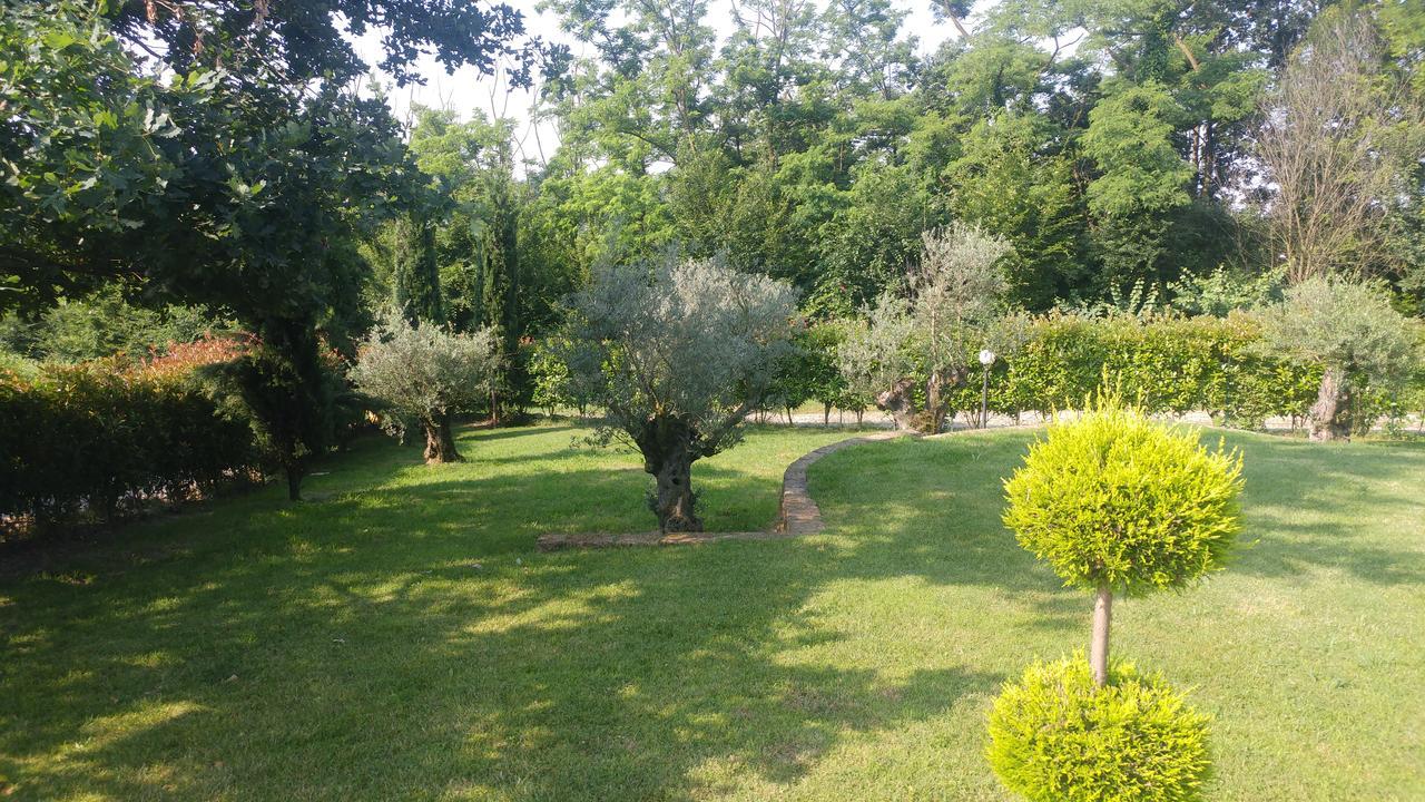 Agriturismo Parco Campofelice Lombardore Luaran gambar
